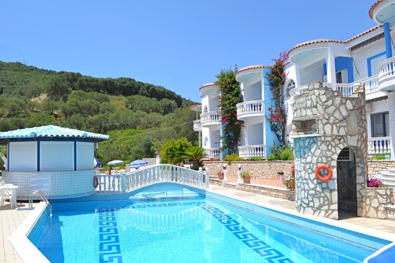 Dolphin Apartments 2 Parga Bagian luar foto